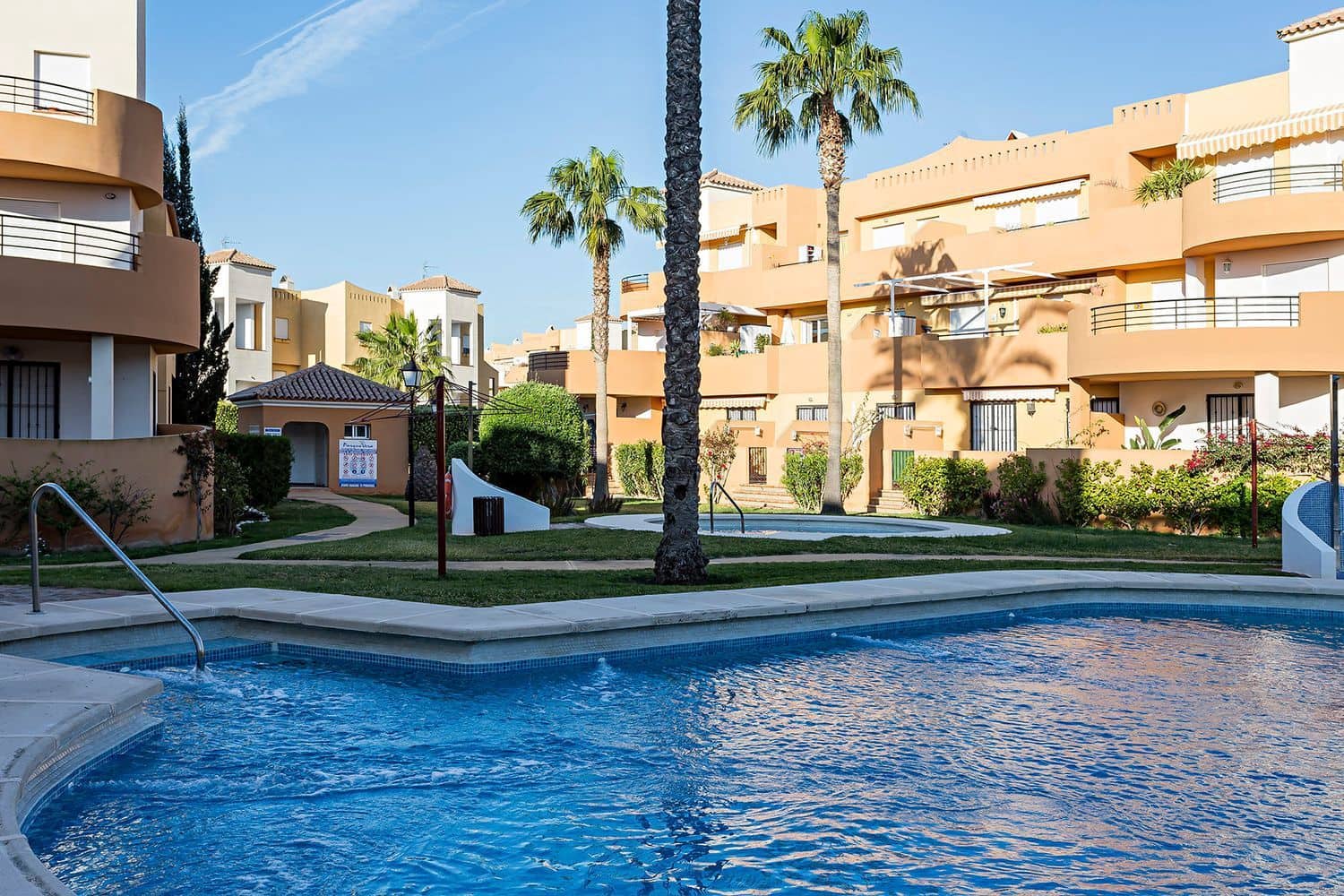 1 Zimmer Apartment zu vermieten in Vera mit Pool Garage - 650 € (Ref: 8644555)