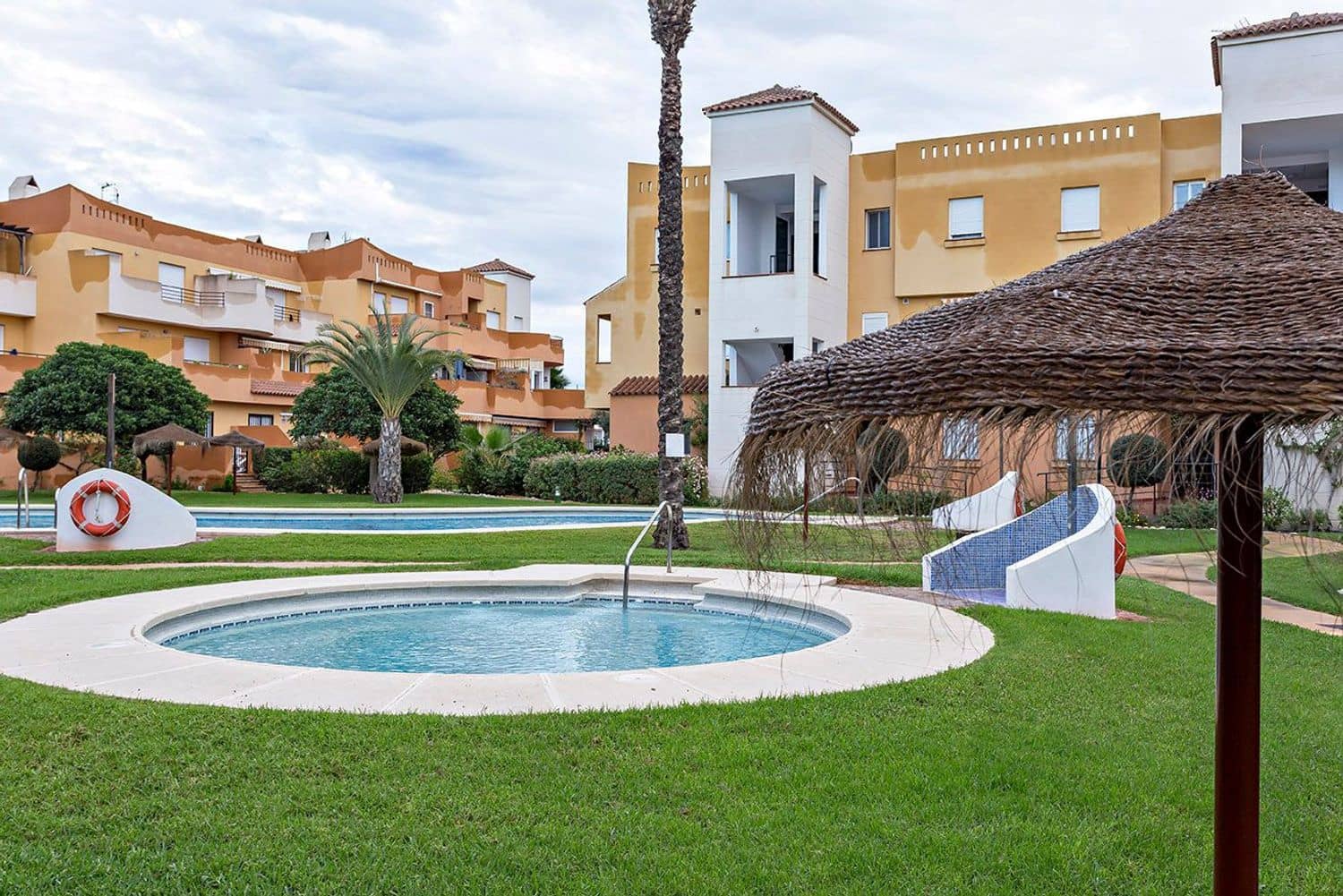 1 Zimmer Apartment zu vermieten in Vera mit Pool Garage - 650 € (Ref: 8644555)