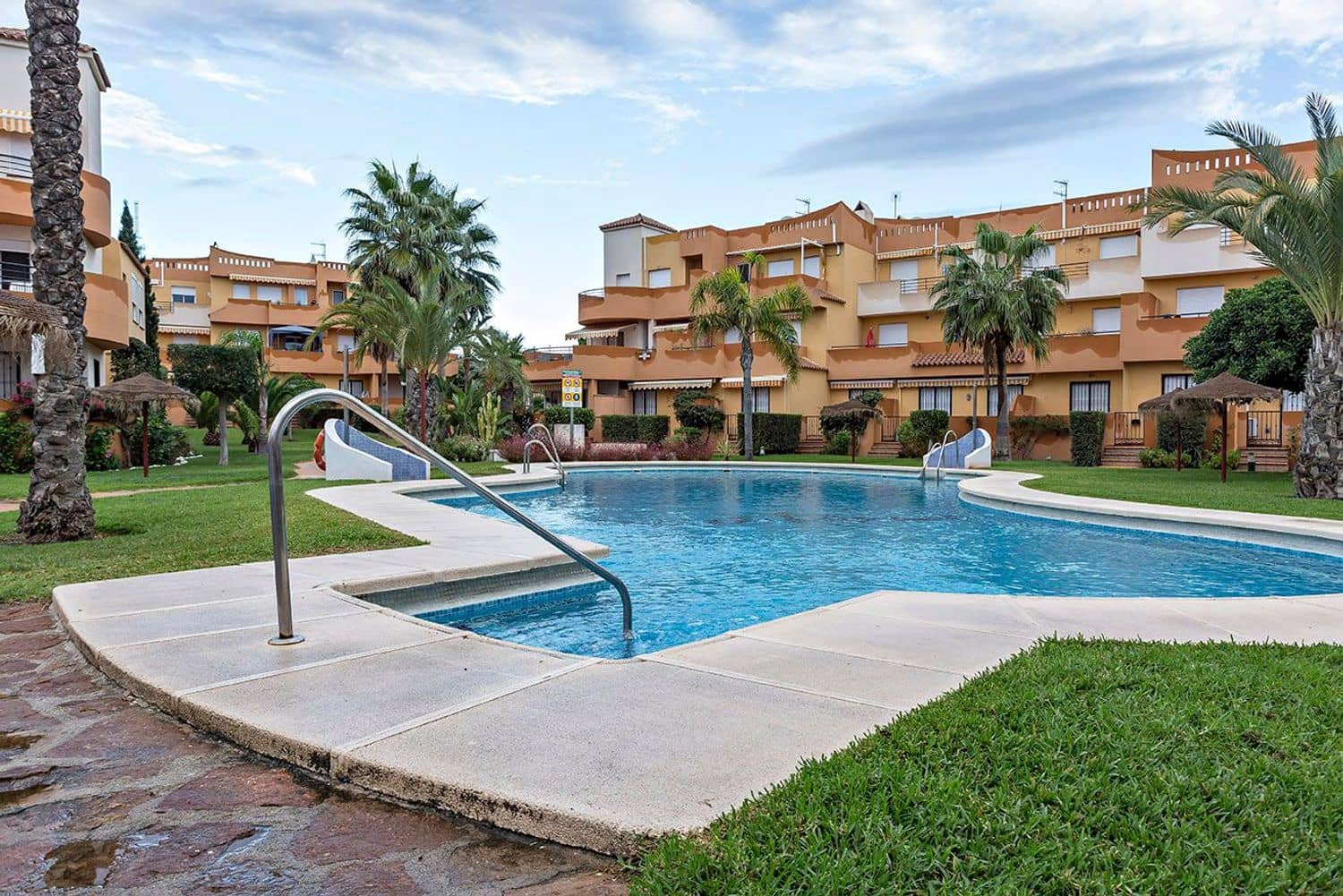 1 Zimmer Apartment zu vermieten in Vera mit Pool Garage - 650 € (Ref: 8644555)