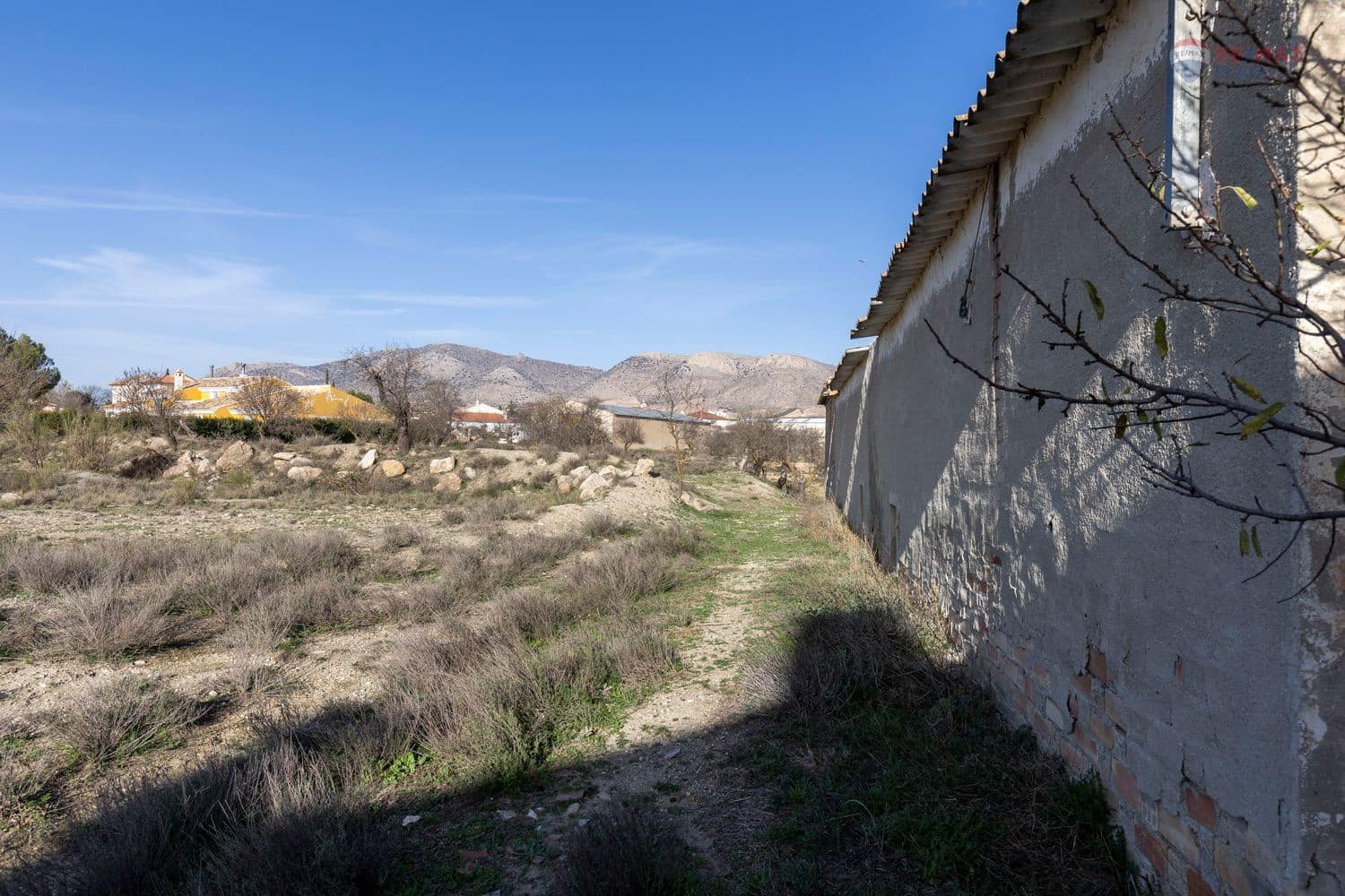 6 bedroom Finca/Country House for sale in Chirivel with garage - € 99,900 (Ref: 8682084)