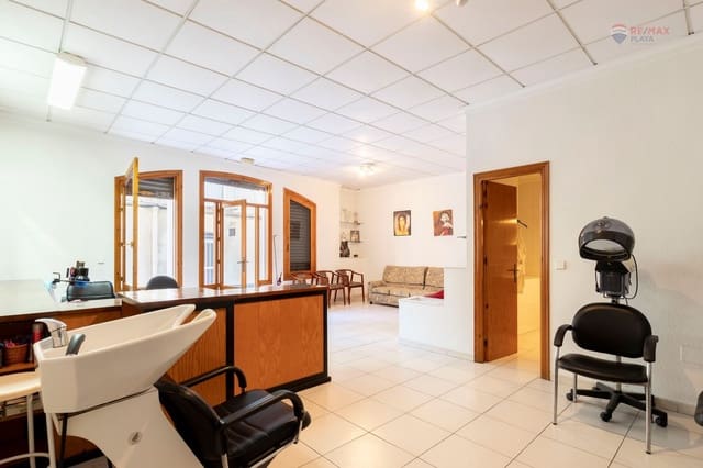 Företag till salu i Vera Ciudad, Vera - 100 000 € (Ref: 8764635)