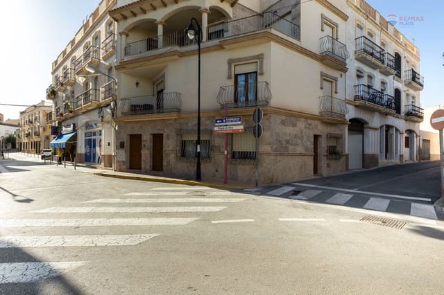 Erhverv til salg i Vera Ciudad, Vera - € 100.000 (Ref: 8764635)