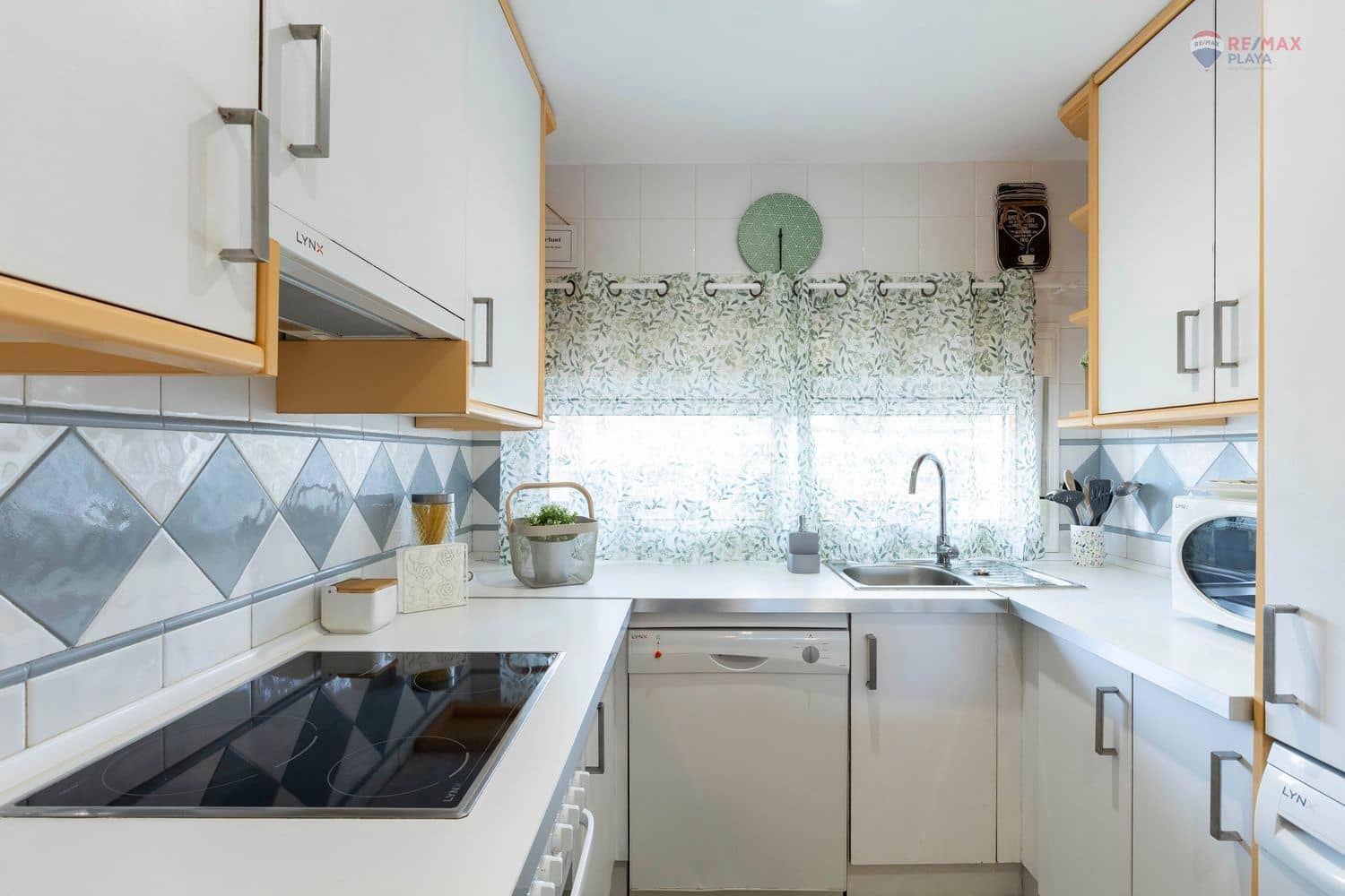 Appartement de 2 chambres à louer à Vera avec piscine garage - 670 € (Ref: 8769864)