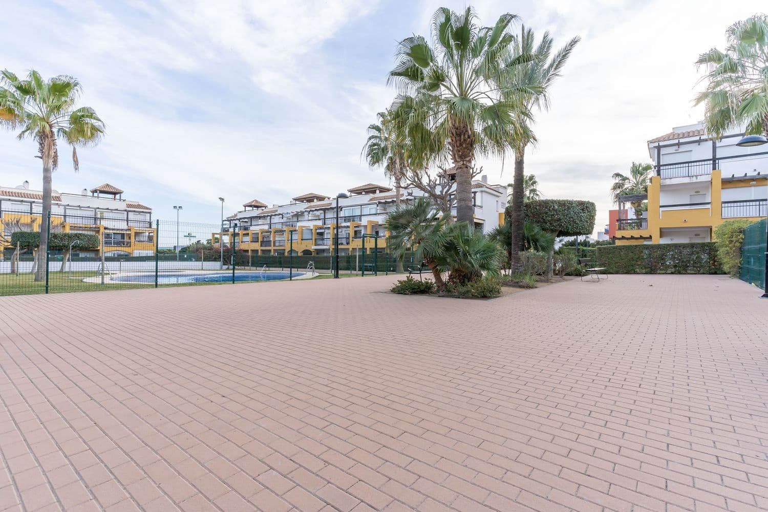 Appartement de 2 chambres à louer à Vera avec piscine garage - 670 € (Ref: 8769864)