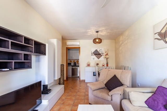 Apartamento de 2 habitaciones en Puerto Vera - Las Salinas, Vera en alquiler con piscina garaje - 800 € (Ref: 8816979)