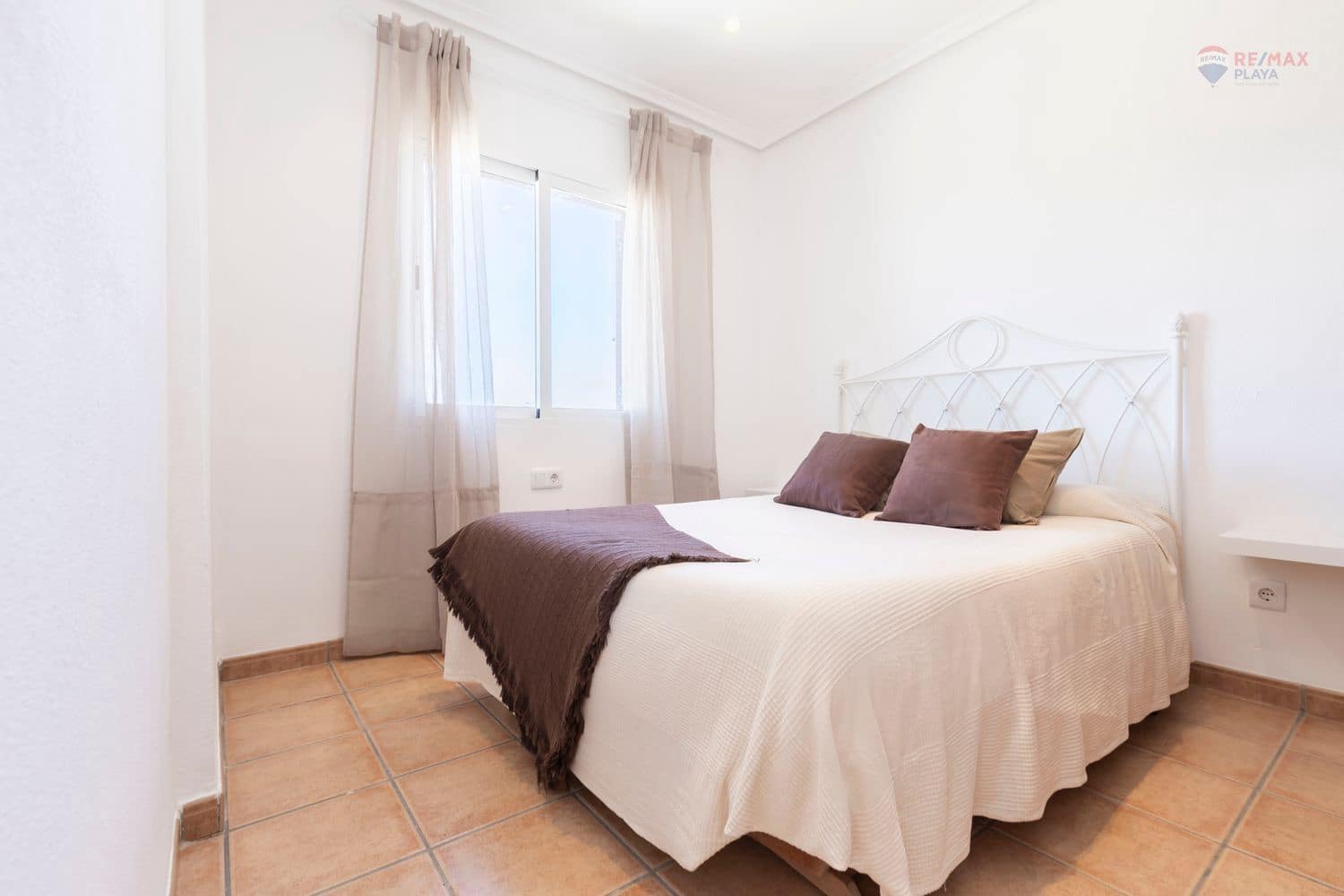 2 camera da letto Appartamento da affittare in Vera con piscina garage - 750 € (Rif: 8926104)