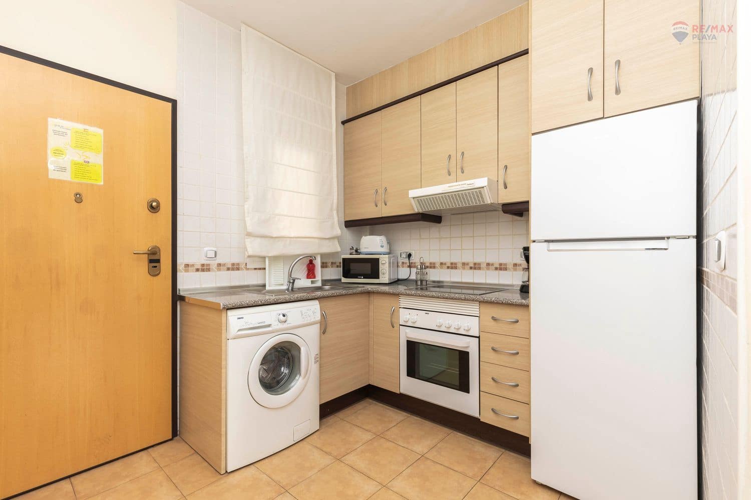 2 bedroom Apartment for sale in Aguilas with pool garage - € 95,000 (Ref: 9006681)