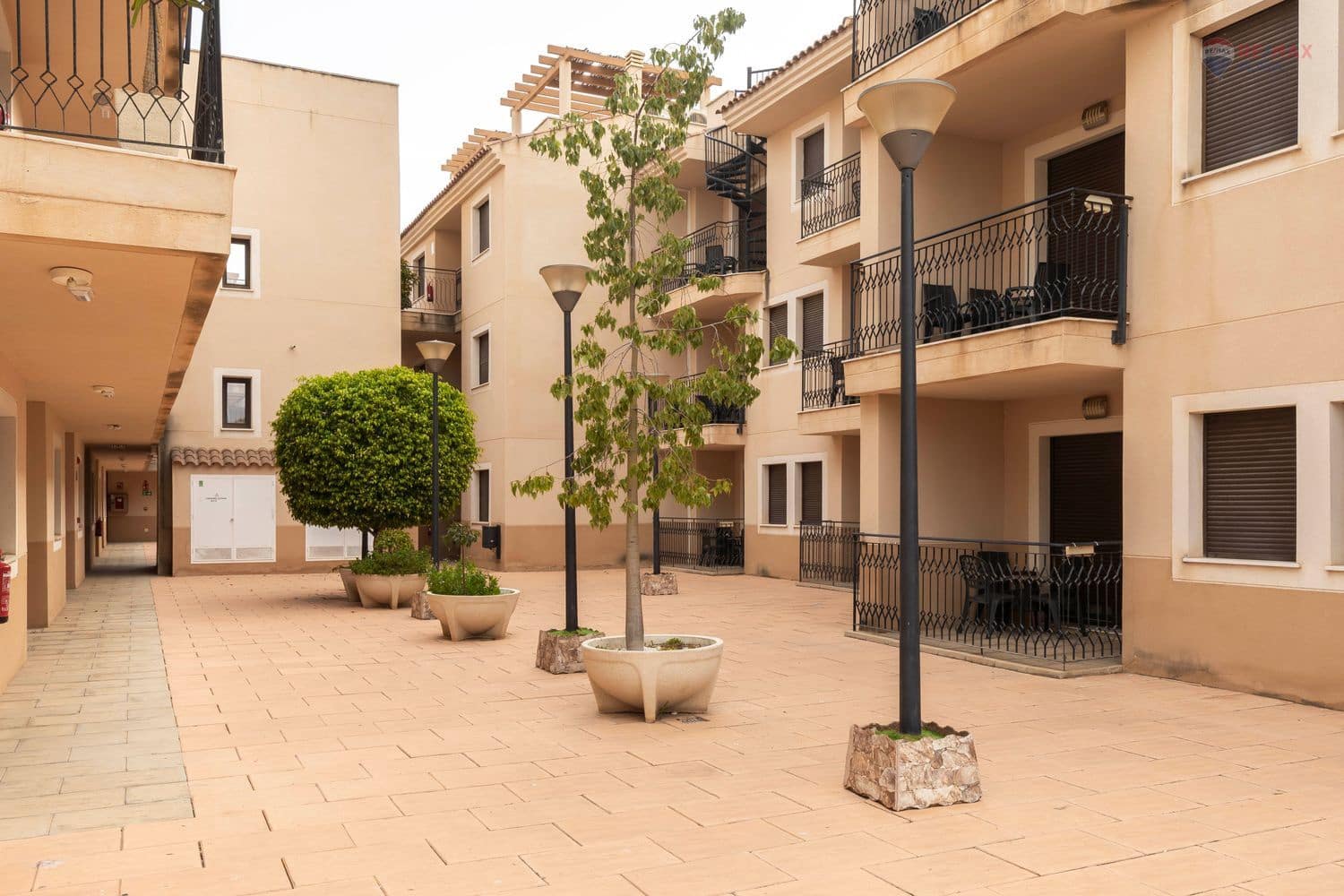 2 bedroom Apartment for sale in Aguilas with pool garage - € 95,000 (Ref: 9006681)