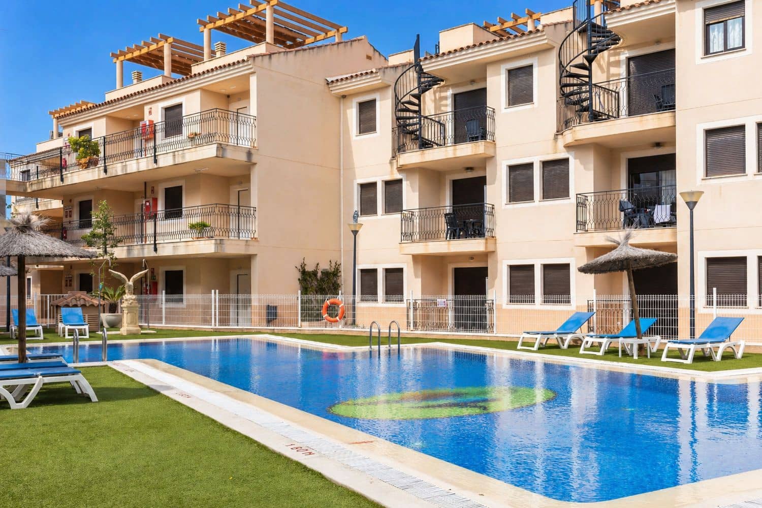 2 camera da letto Appartamento in vendita in Los Collados con piscina garage - 98.000 € (Rif: 9006681)