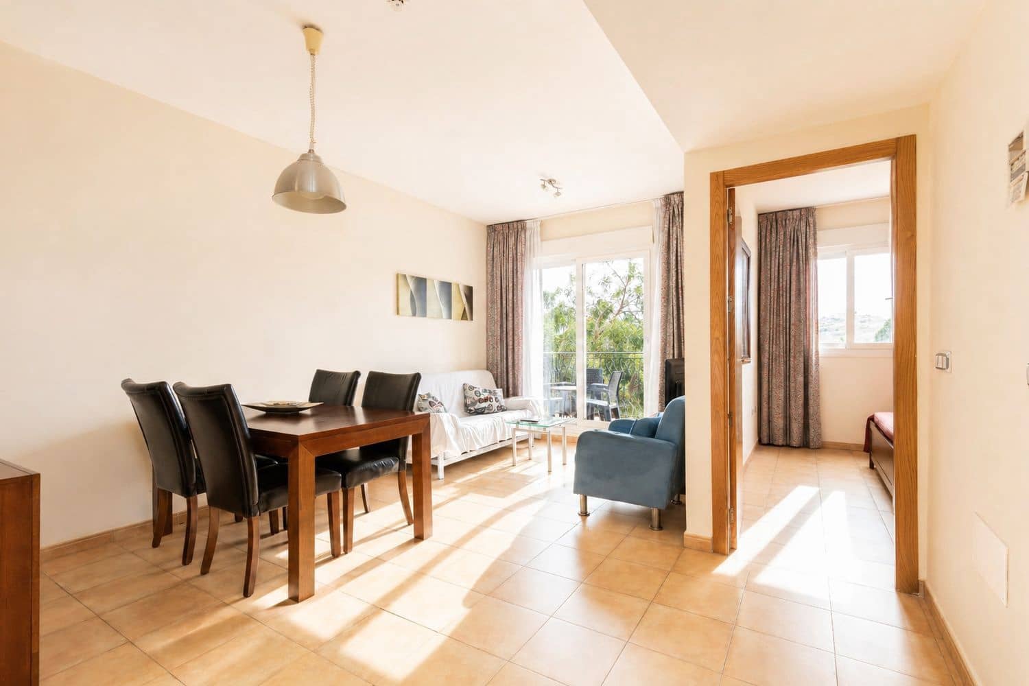 Apartamento de 2 habitaciones en Los Collados en venta con piscina garaje - 110.000 € (Ref: 9006681)