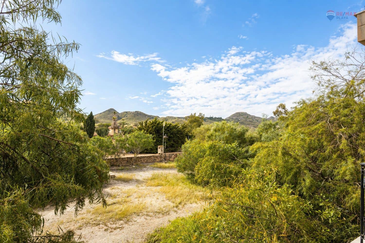 Apartamento de 2 habitaciones en Los Collados en venta con piscina garaje - 110.000 € (Ref: 9006681)
