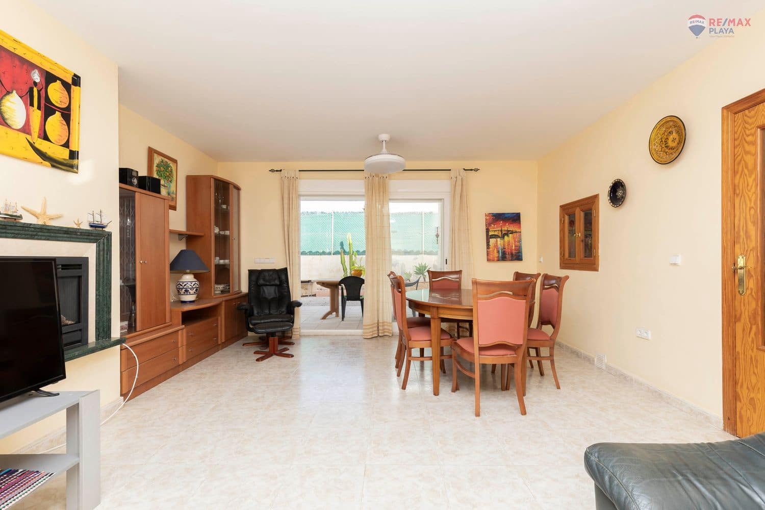 5 soverom Villa til salgs i Vera med garasje - € 498 000 (Ref: 9124415)