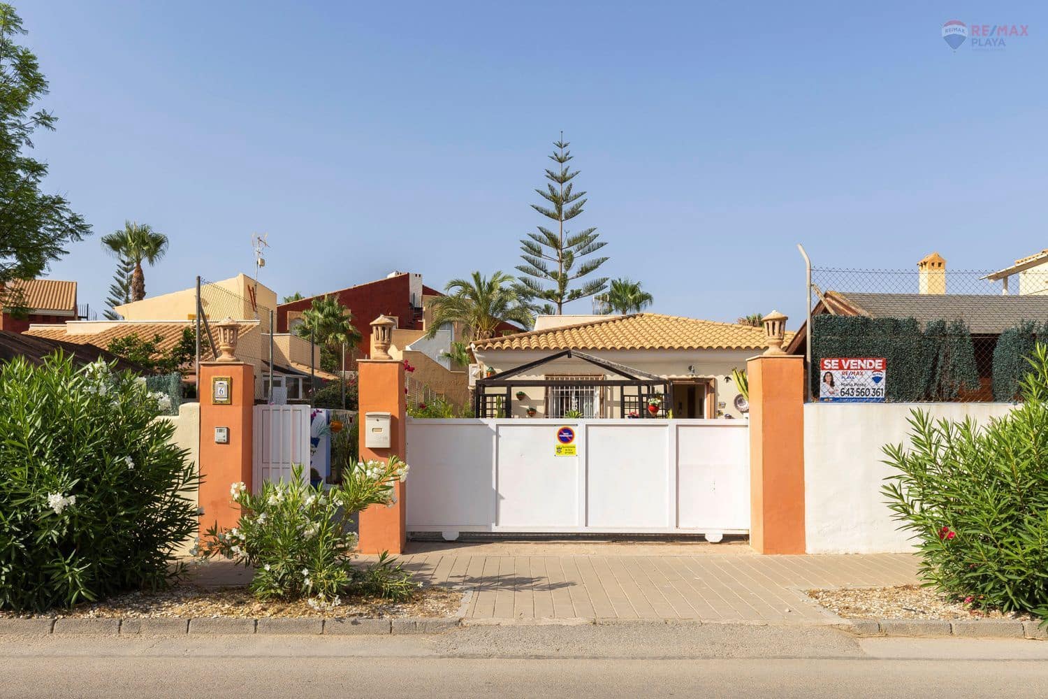 5 soverom Villa til salgs i Vera med garasje - € 498 000 (Ref: 9124415)