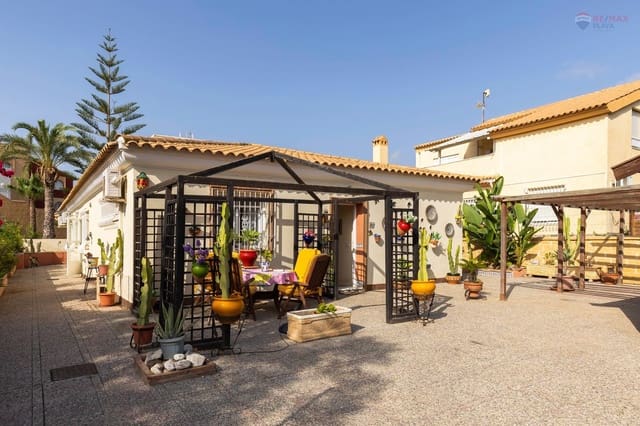 5 Zimmer Villa zu verkaufen in Vera Playa Naturista, Vera mit Garage - 498.000 € (Ref: 9124415)