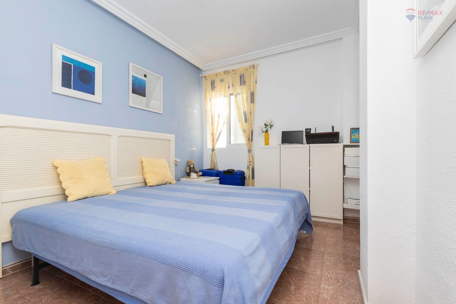 2 soveværelse Lejlighed til salg i Puerto del Rey med swimmingpool garage - € 215.000 (Ref: 9143764)