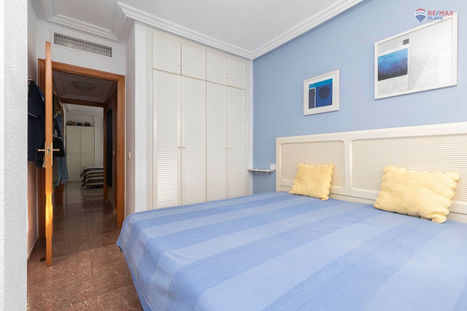 2 soveværelse Lejlighed til salg i Puerto del Rey med swimmingpool garage - € 215.000 (Ref: 9143764)