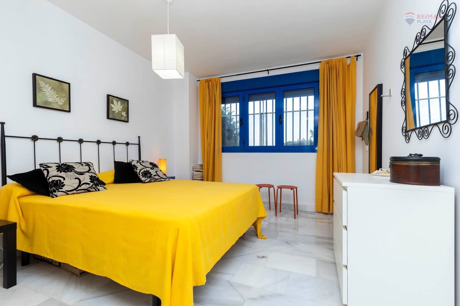 3 soveværelse Lejlighed til salg i Garrucha med swimmingpool garage - € 147.900 (Ref: 9156398)