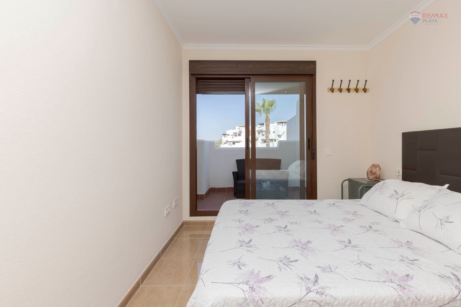 Apartamento de 2 habitaciones en Vera en alquiler con piscina garaje - 850 € (Ref: 9262178)