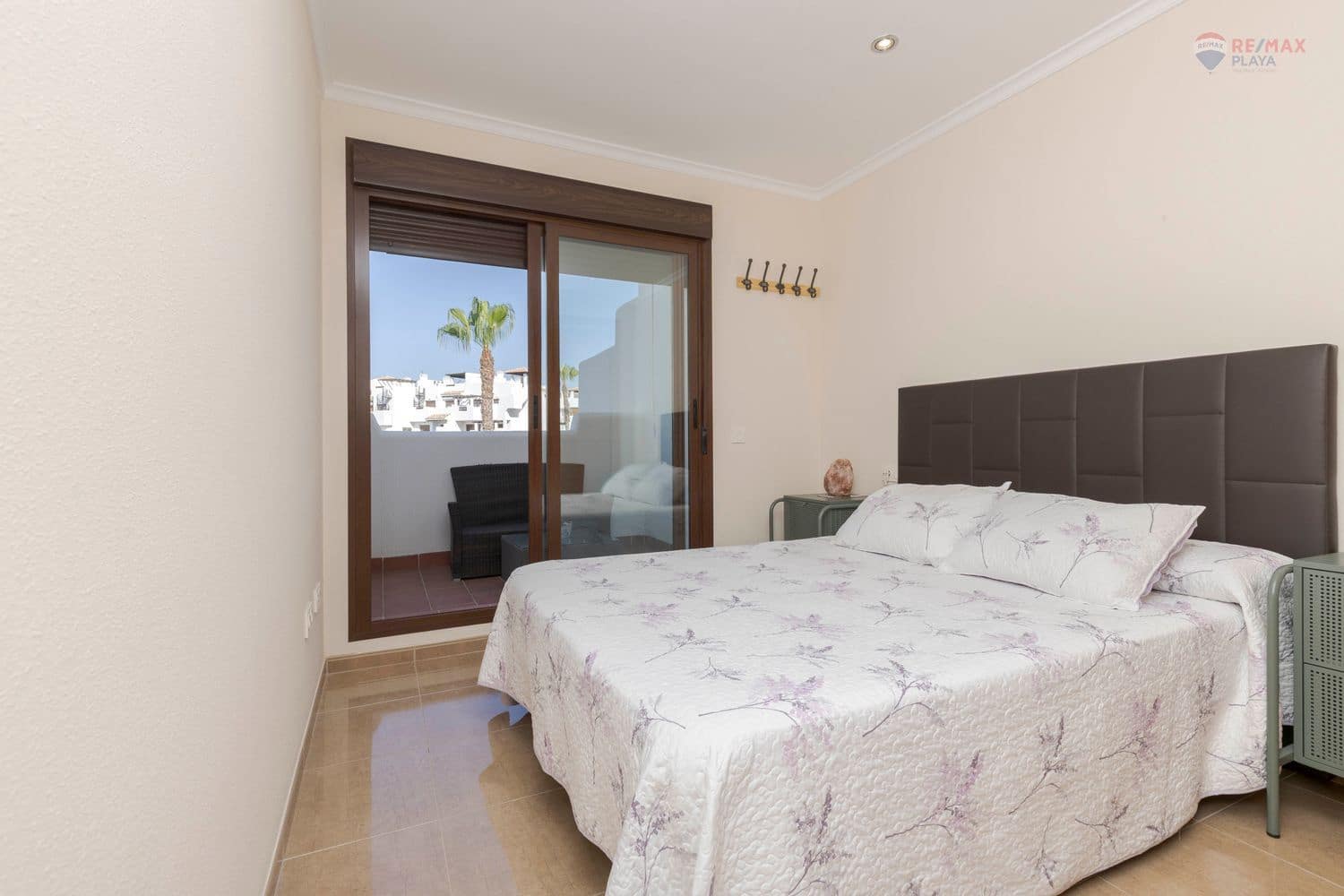 Apartamento de 2 habitaciones en Vera en alquiler con piscina garaje - 850 € (Ref: 9262178)