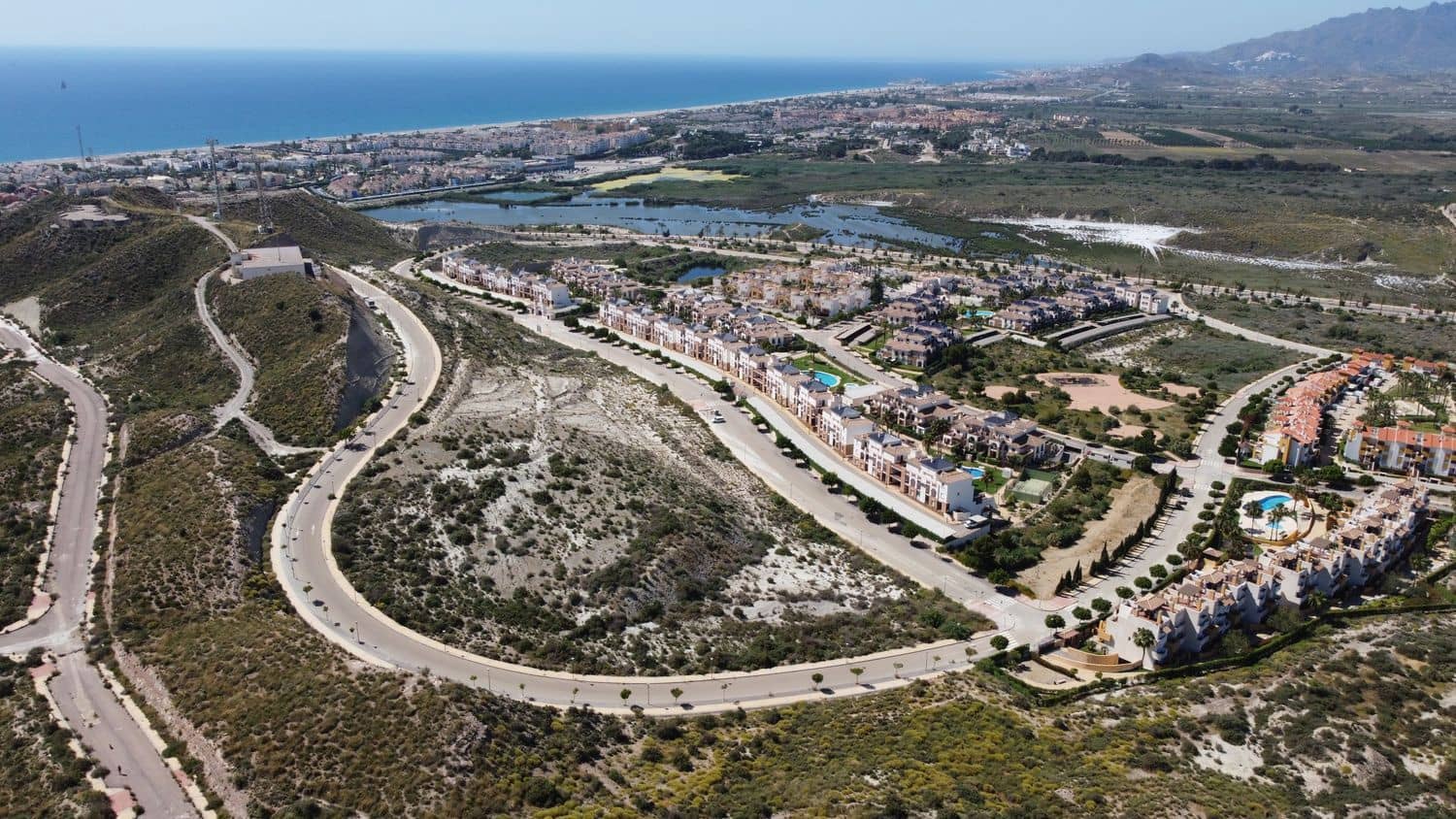 Apartamento de 2 habitaciones en Vera en alquiler con piscina garaje - 850 € (Ref: 9262178)