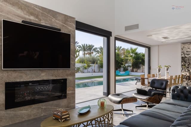 4 chambre Villa/Maison à vendre à Puerto Vera - Las Salinas, Vera avec piscine garage - 890 000 € (Ref: 9262179)