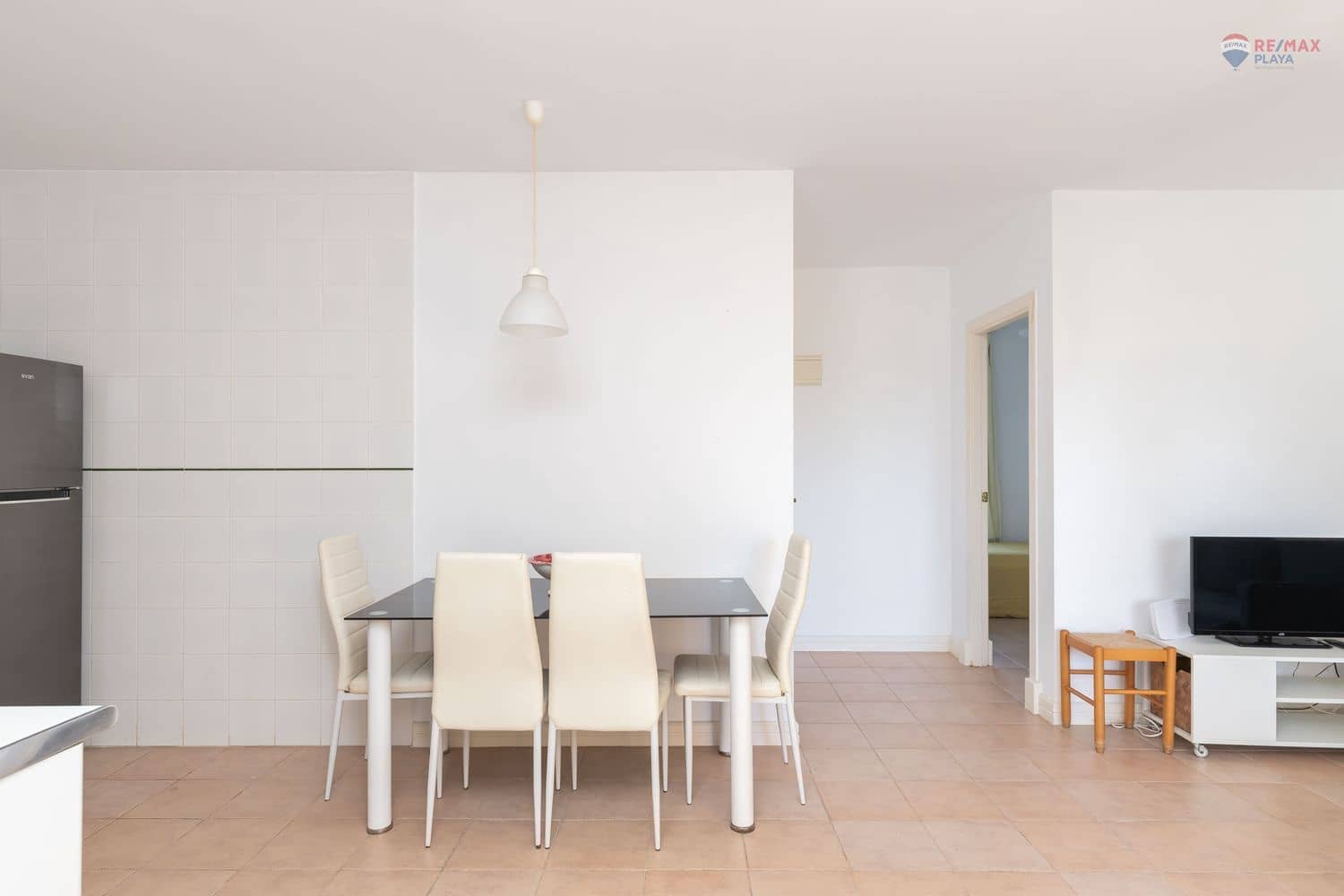 Apartamento de 2 habitaciones en Vera en alquiler con piscina garaje - 650 € (Ref: 9371207)