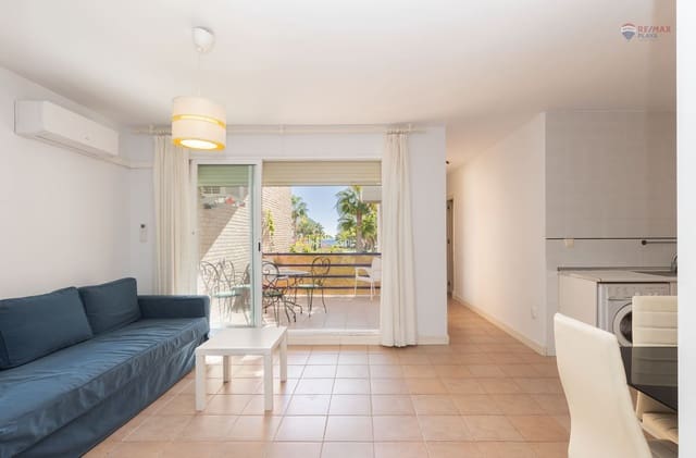 Apartamento de 2 habitaciones en Vera Playa Naturista, Vera en alquiler con piscina garaje - 650 € (Ref: 9371207)