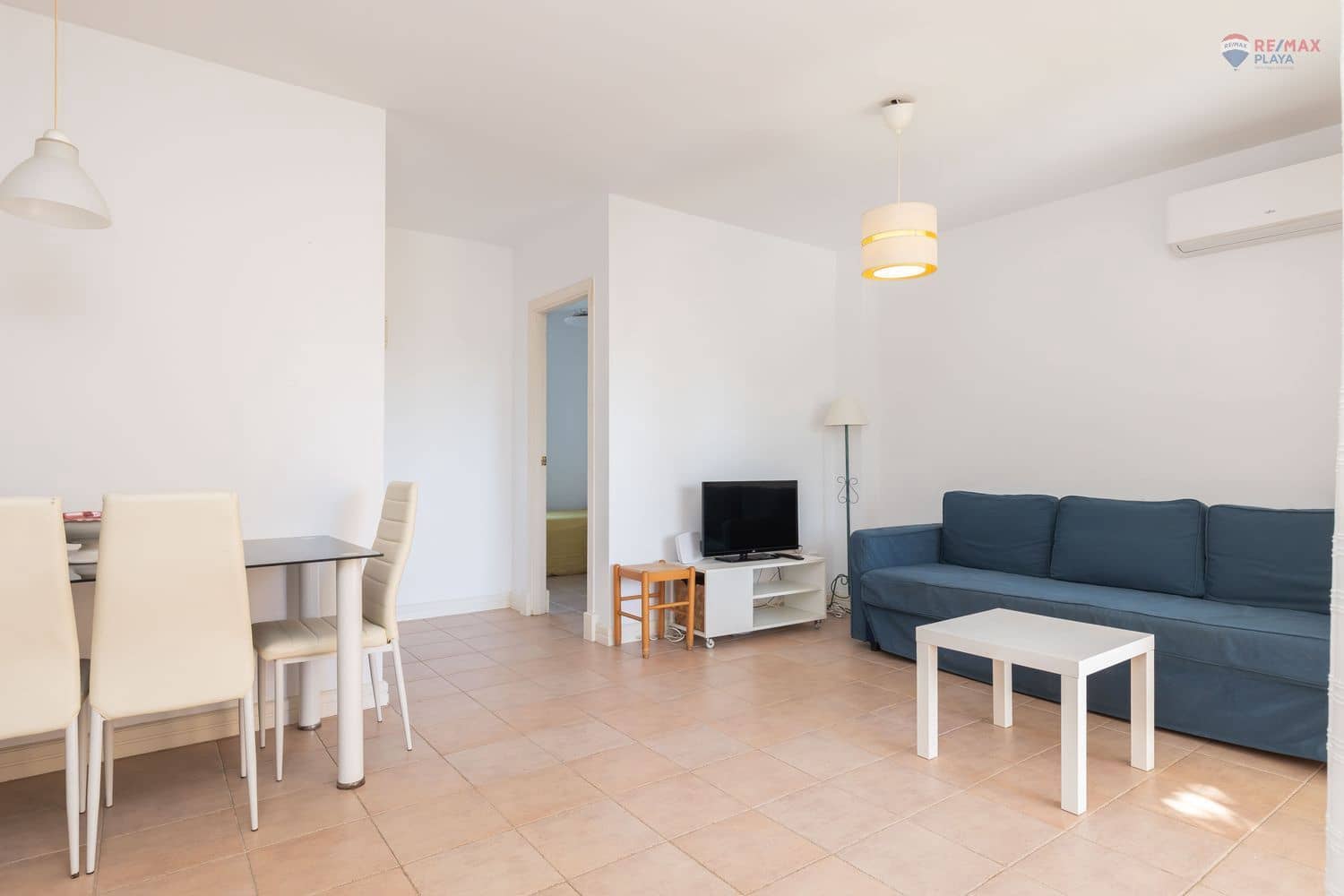 Apartamento de 2 habitaciones en Vera en alquiler con piscina garaje - 650 € (Ref: 9371207)