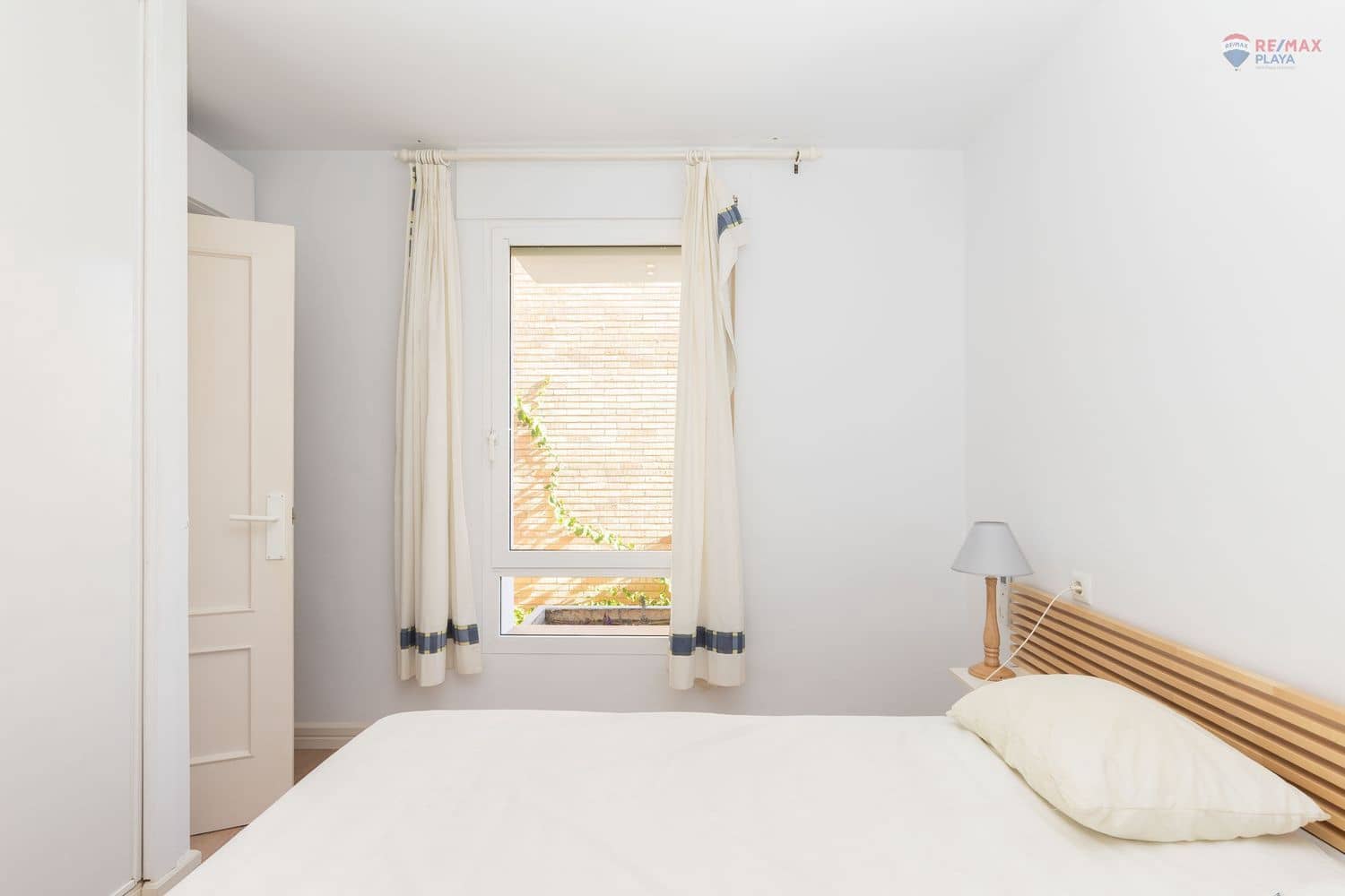 Apartamento de 2 habitaciones en Vera en alquiler con piscina garaje - 650 € (Ref: 9371207)