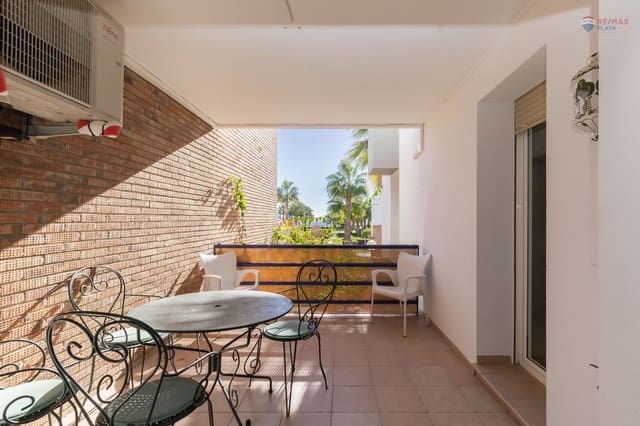 Apartamento de 2 habitaciones en Vera Playa Naturista, Vera en alquiler con piscina garaje - 650 € (Ref: 9371207)