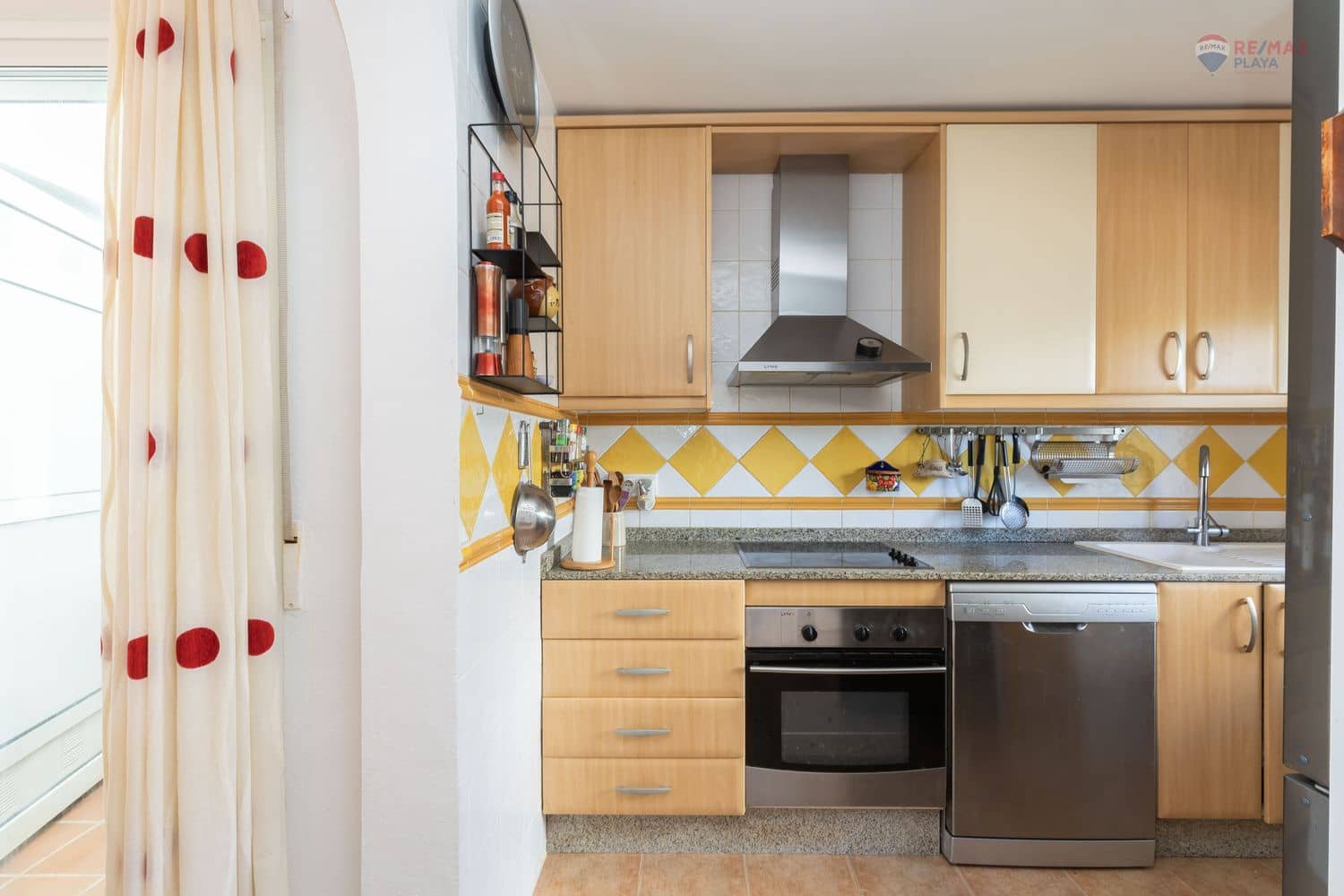 3 soverom Hus til salgs i Vera med svømmebasseng garasje - € 369 000 (Ref: 9371209)