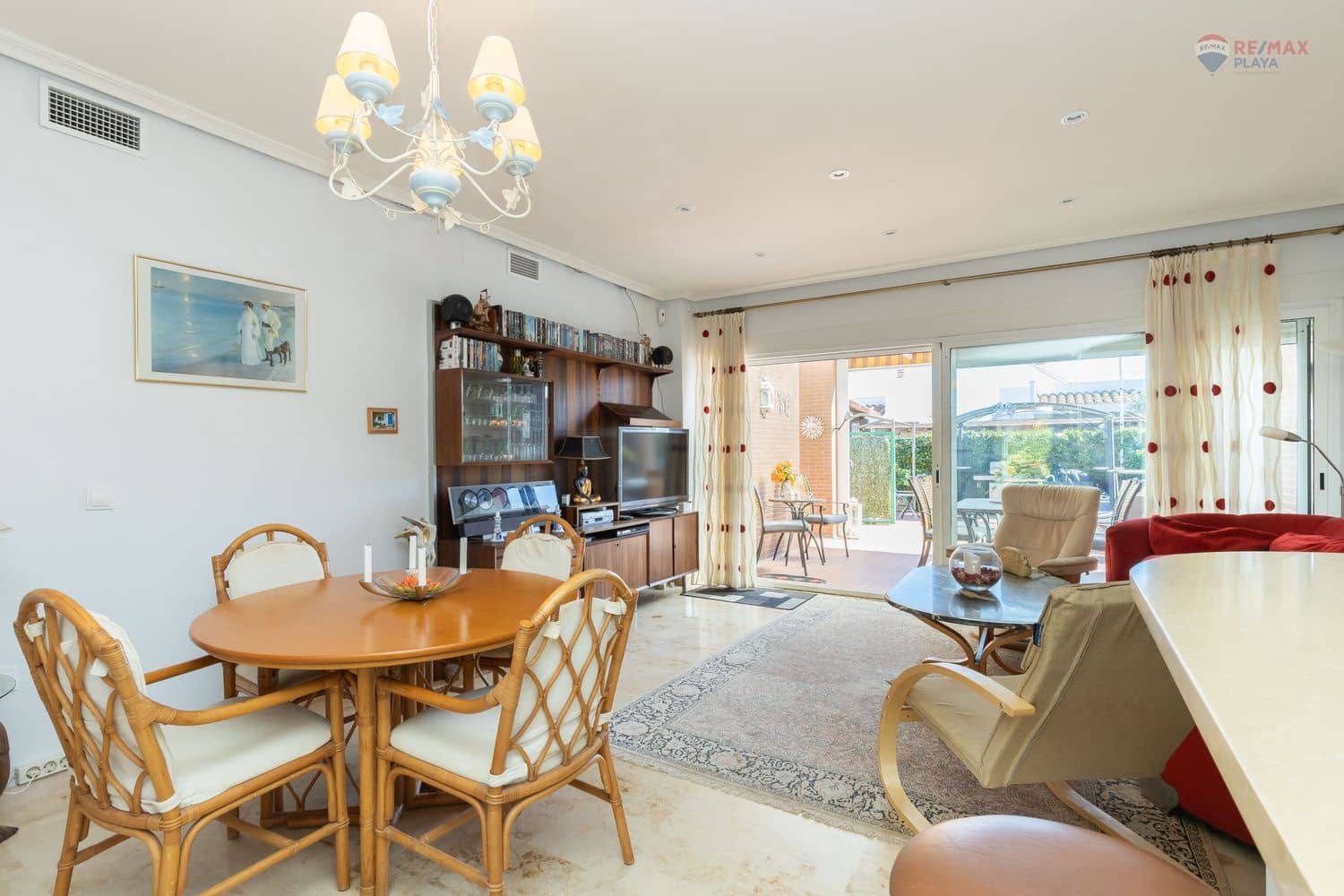 3 soverom Hus til salgs i Vera med svømmebasseng garasje - € 369 000 (Ref: 9371209)