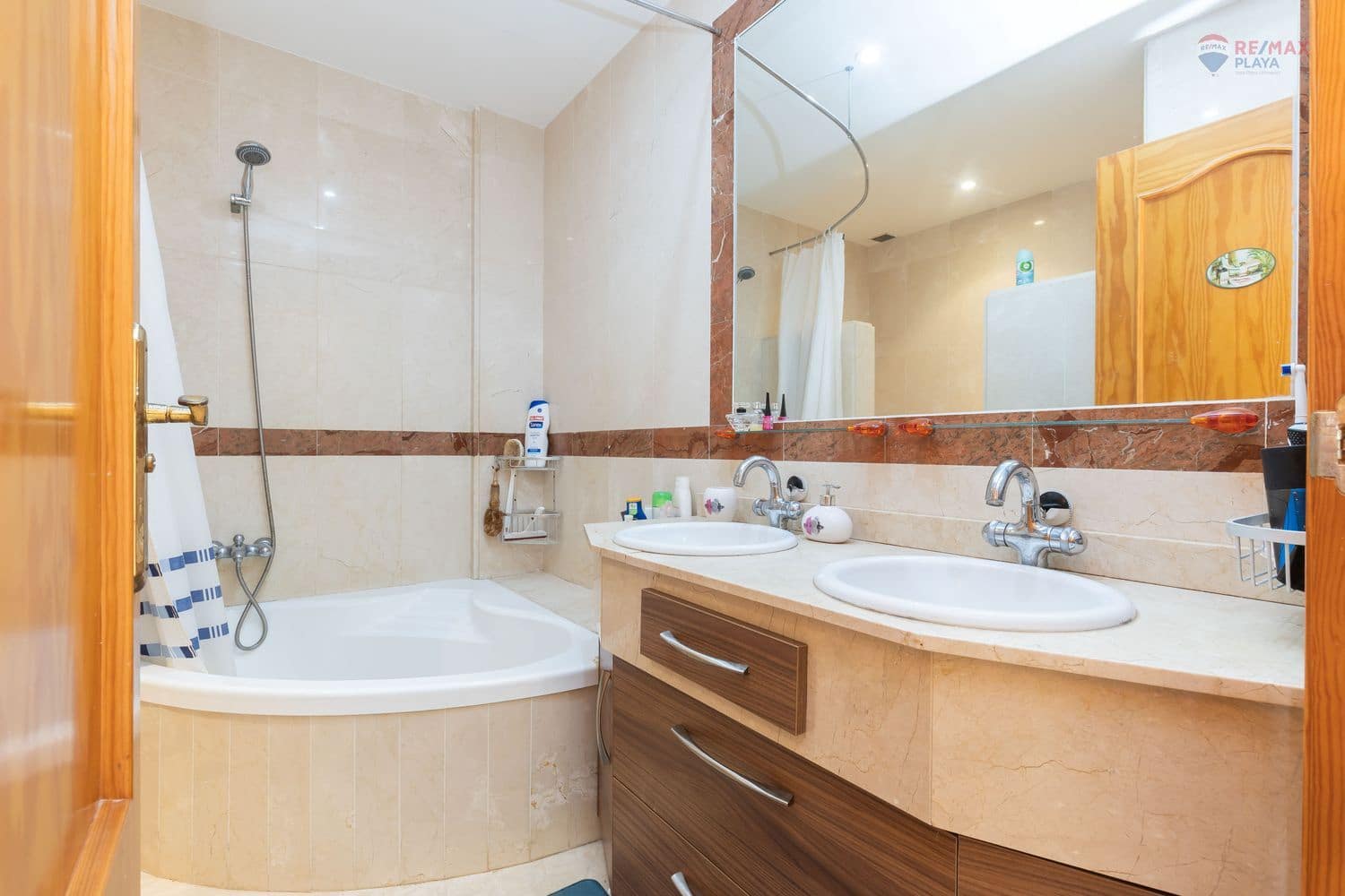 3 soverom Hus til salgs i Vera med svømmebasseng garasje - € 369 000 (Ref: 9371209)