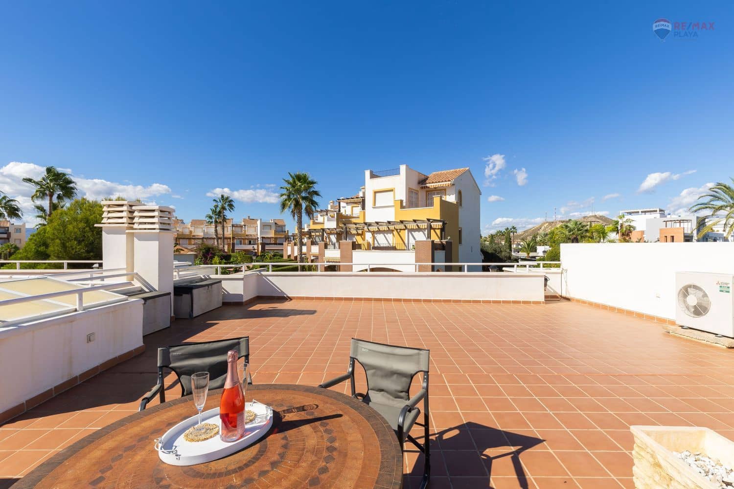 3 soverom Hus til salgs i Vera med svømmebasseng garasje - € 369 000 (Ref: 9371209)