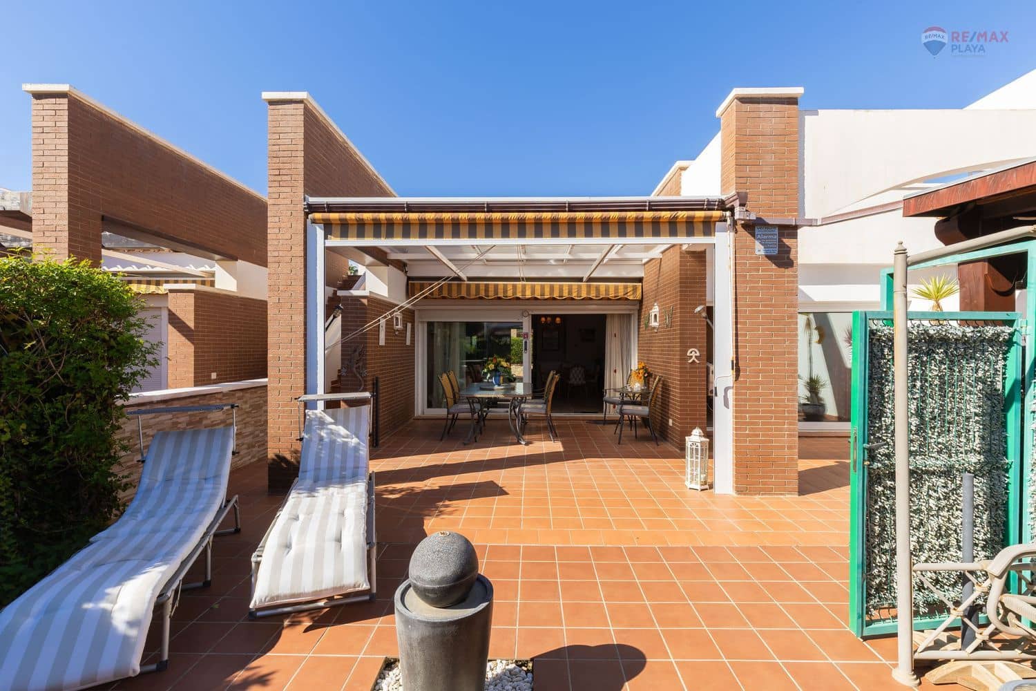 3 soverom Hus til salgs i Vera med svømmebasseng garasje - € 369 000 (Ref: 9371209)