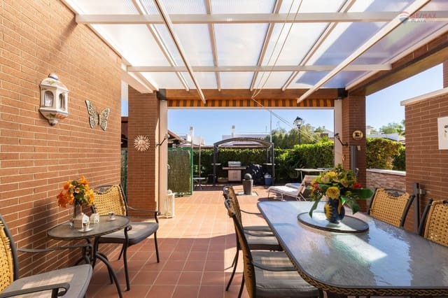 3 bedroom Townhouse for sale in El Playazo, Vera with pool garage - € 369,000 (Ref: 9371209)