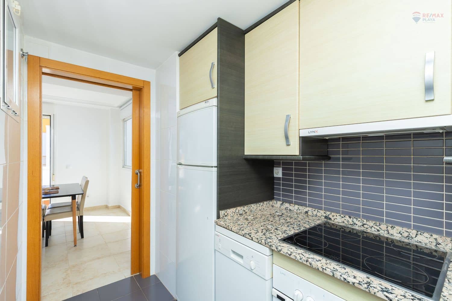 2 makuuhuone Huoneisto myytävänä paikassa Vera mukana uima-altaan 
autotalli - 169 000 € (Ref: 9371210)