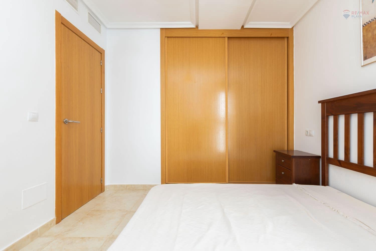 2 makuuhuone Huoneisto myytävänä paikassa Vera mukana uima-altaan 
autotalli - 169 000 € (Ref: 9371210)