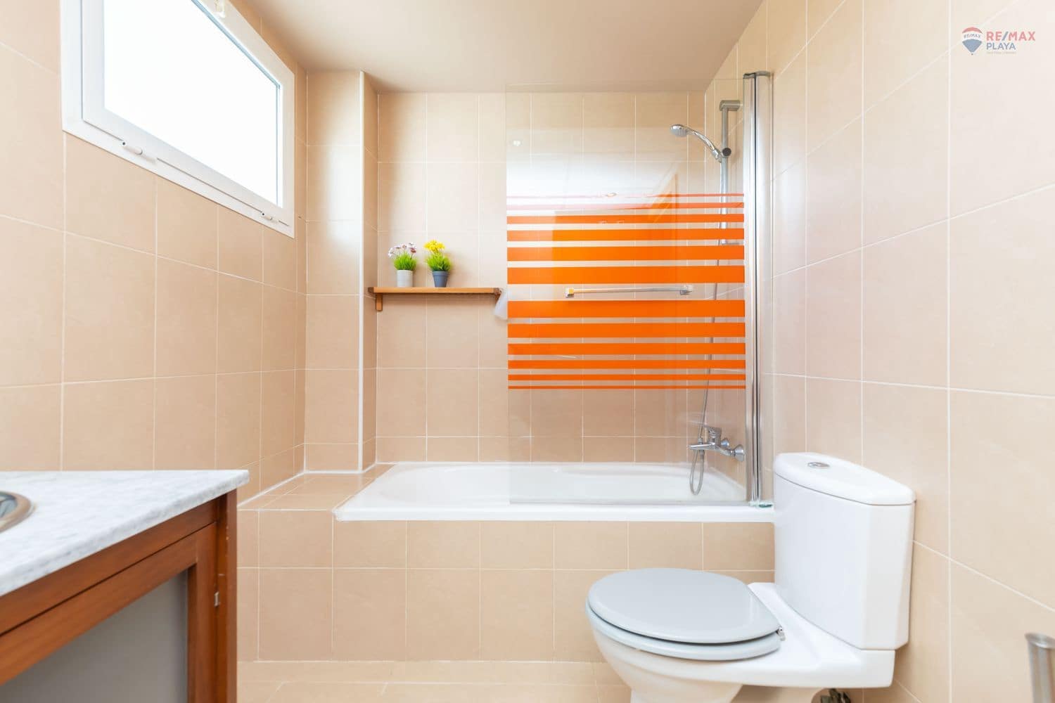 2 makuuhuone Huoneisto myytävänä paikassa Vera mukana uima-altaan 
autotalli - 169 000 € (Ref: 9371210)