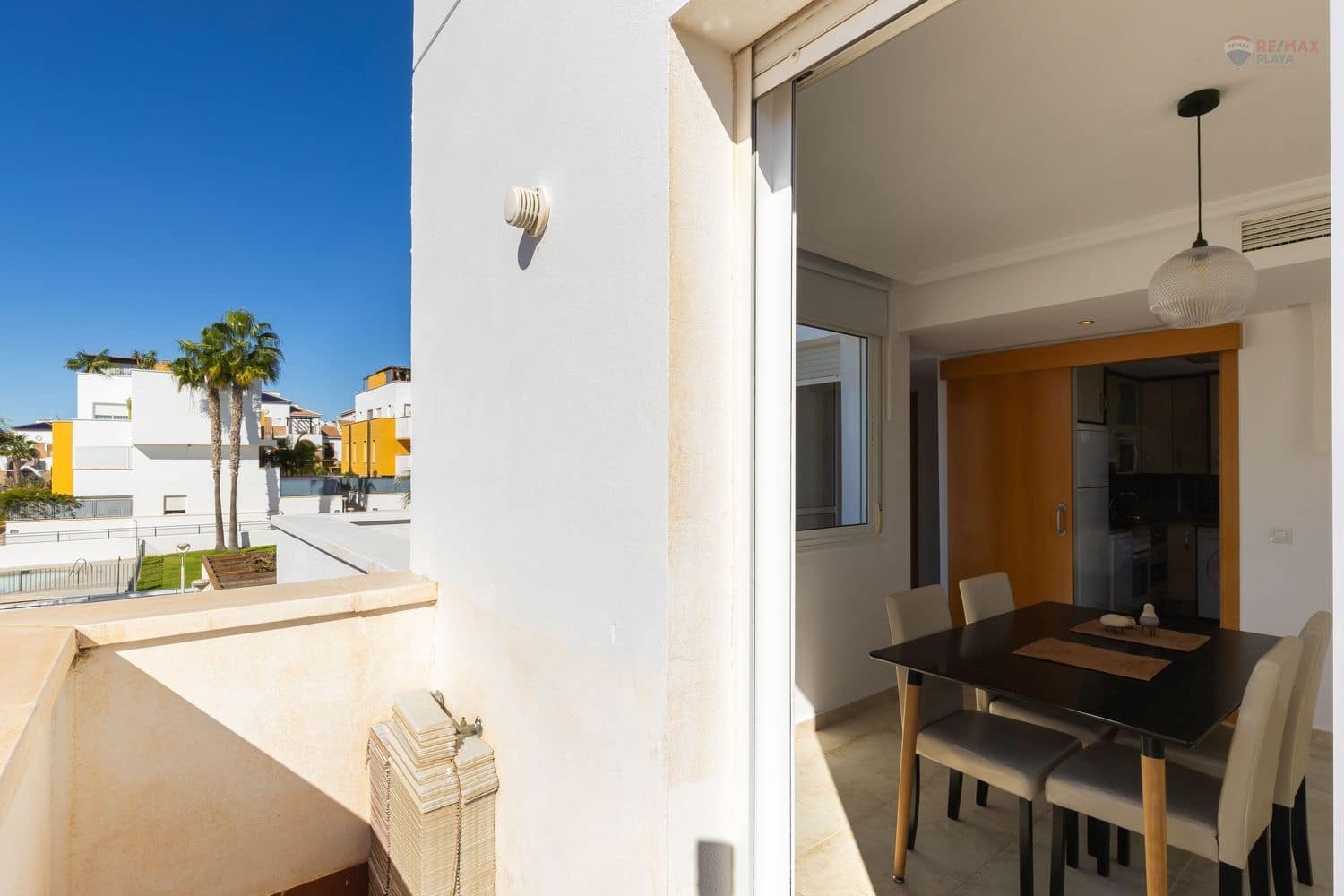 2 makuuhuone Huoneisto myytävänä paikassa Vera mukana uima-altaan 
autotalli - 169 000 € (Ref: 9371210)