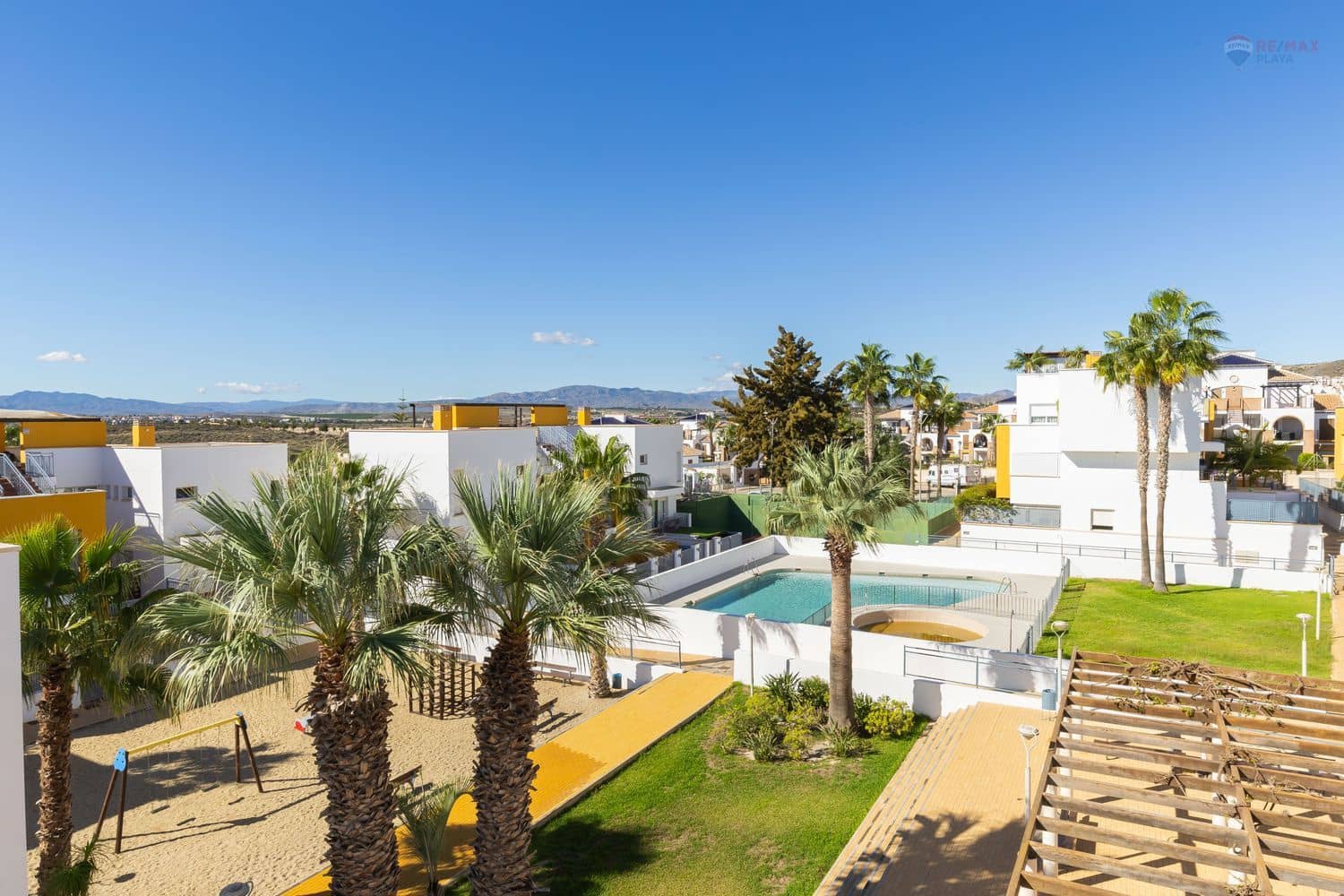 2 makuuhuone Huoneisto myytävänä paikassa Vera mukana uima-altaan 
autotalli - 169 000 € (Ref: 9371210)