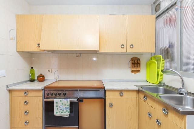 2 sovrum Lägenhet till salu i Garrucha med garage - 180 000 € (Ref: 9376504)