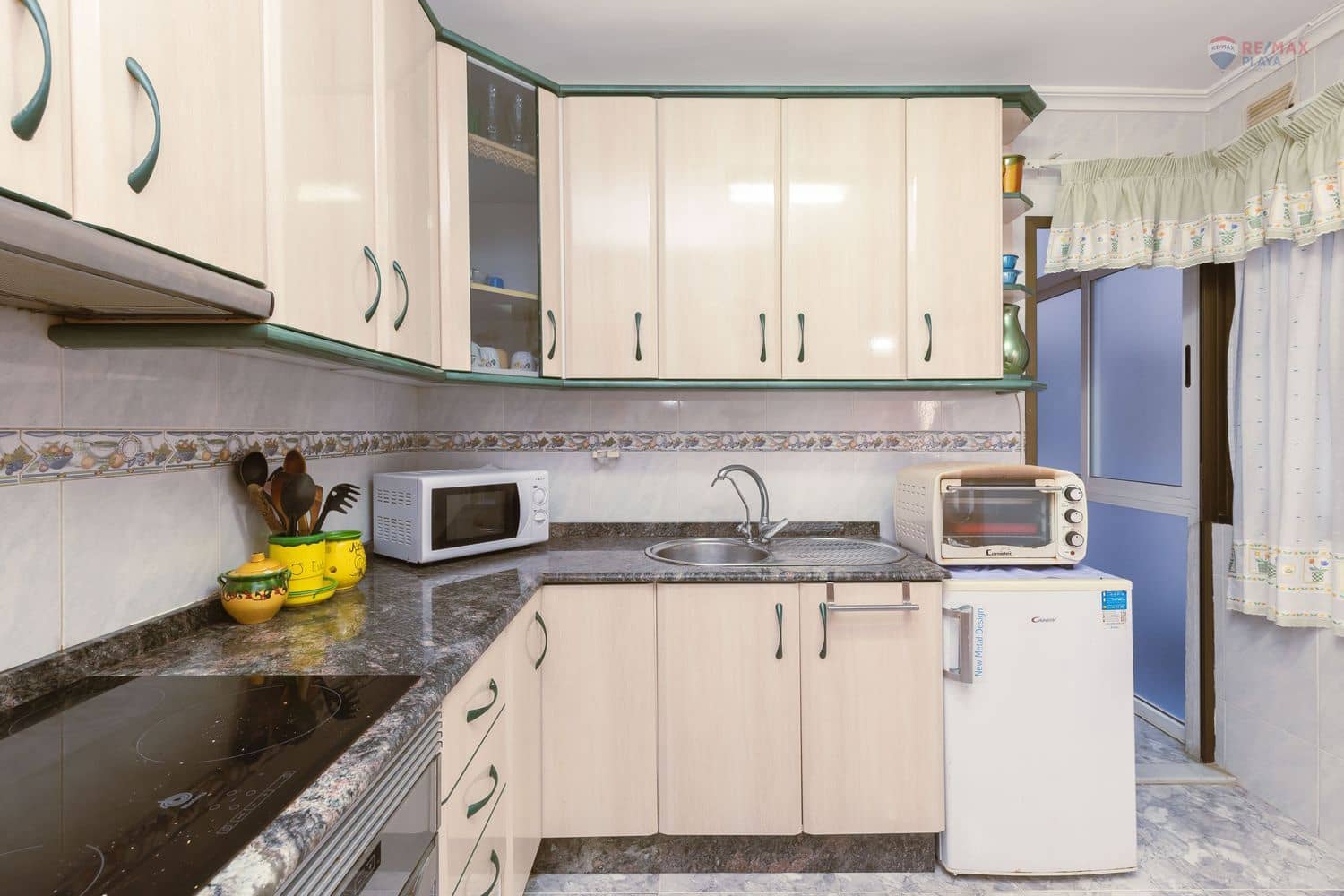 3 makuuhuone Huoneisto myytävänä paikassa Garrucha mukana 
autotalli - 236 000 € (Ref: 9377823)