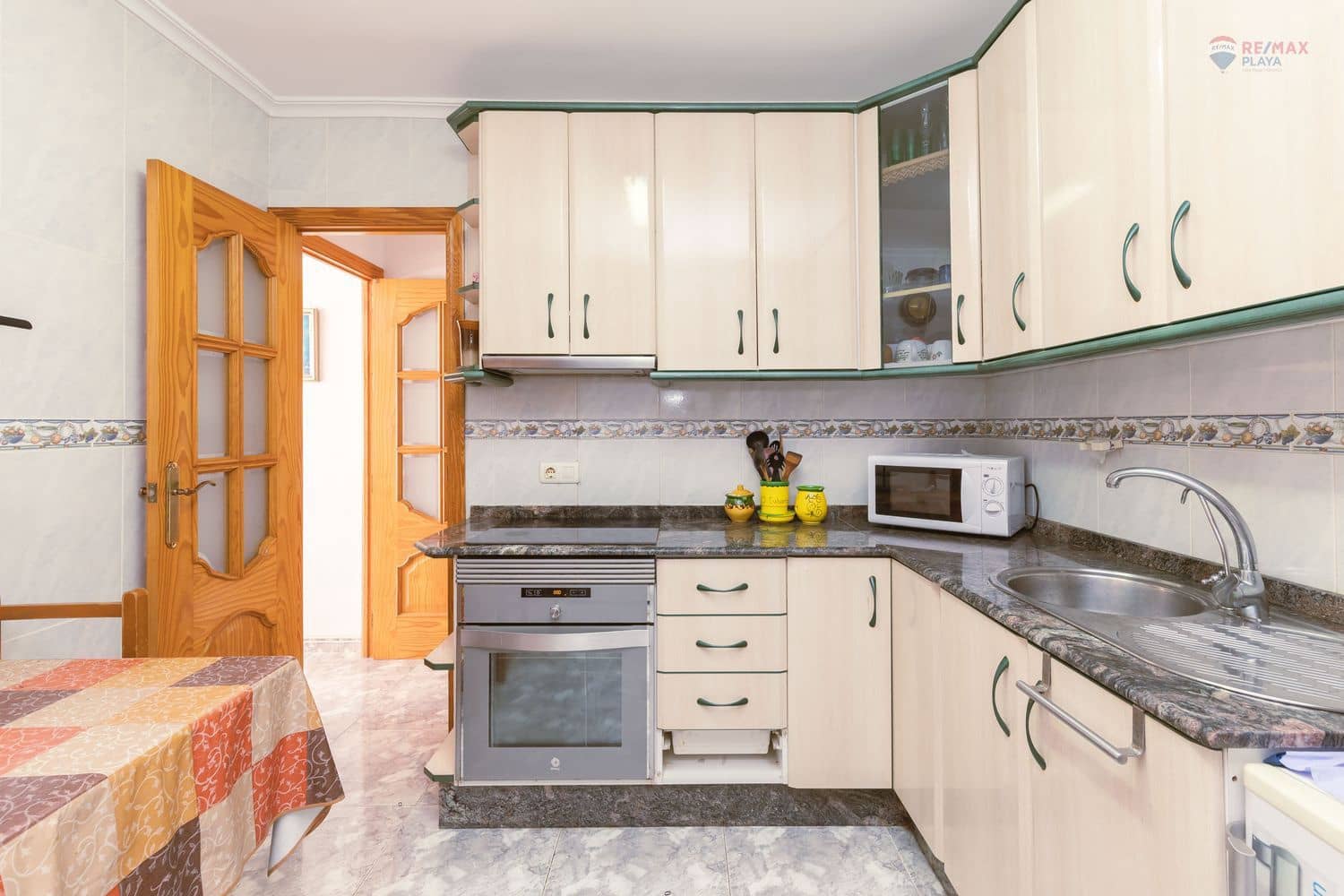 3 makuuhuone Huoneisto myytävänä paikassa Garrucha mukana 
autotalli - 236 000 € (Ref: 9377823)