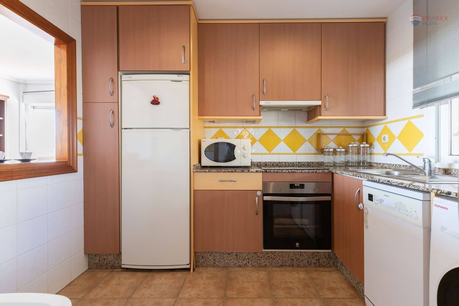 2 makuuhuone Huoneisto myytävänä paikassa Vera mukana uima-altaan 
autotalli - 167 000 € (Ref: 9378723)