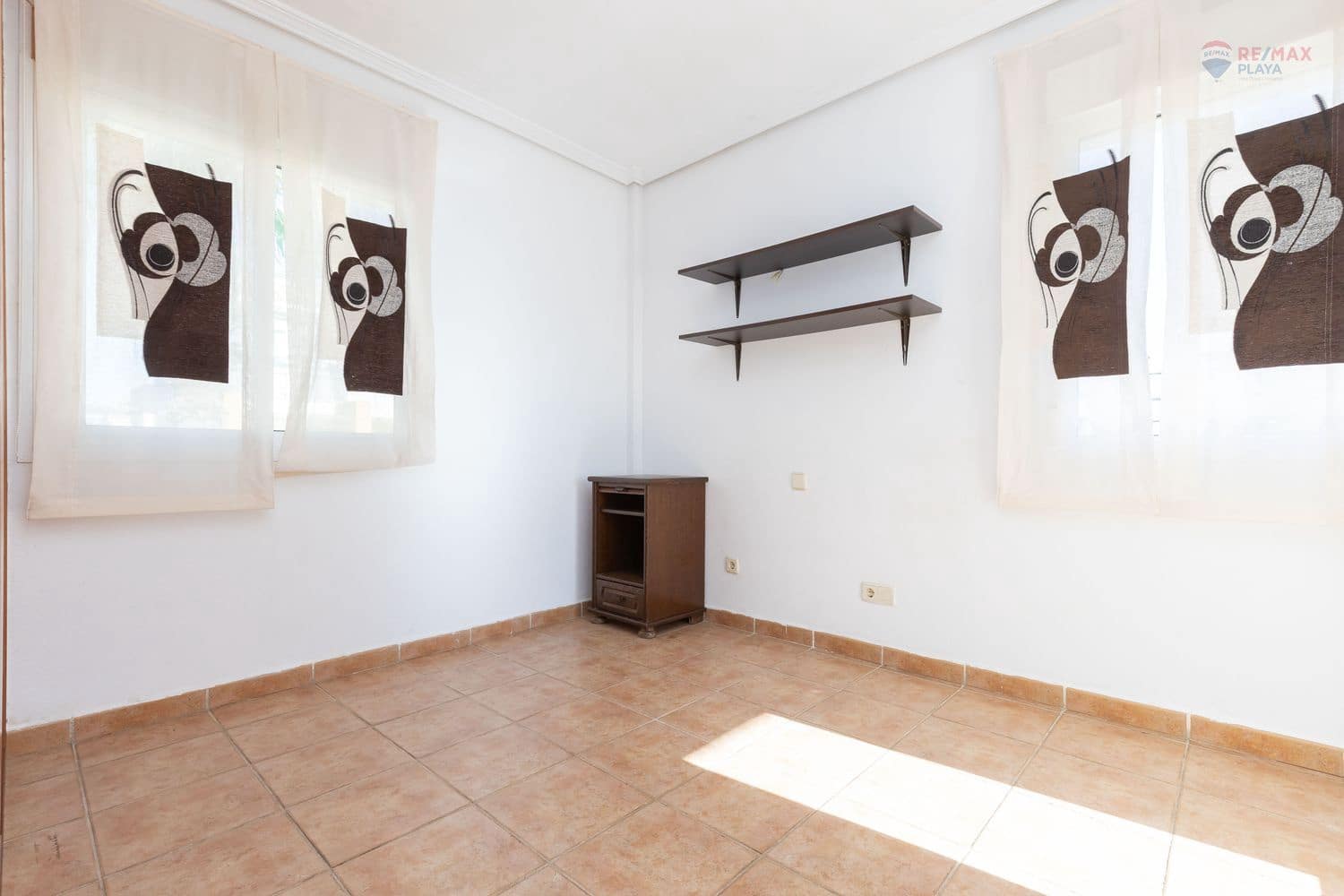 2 makuuhuone Huoneisto myytävänä paikassa Vera mukana uima-altaan 
autotalli - 167 000 € (Ref: 9378723)