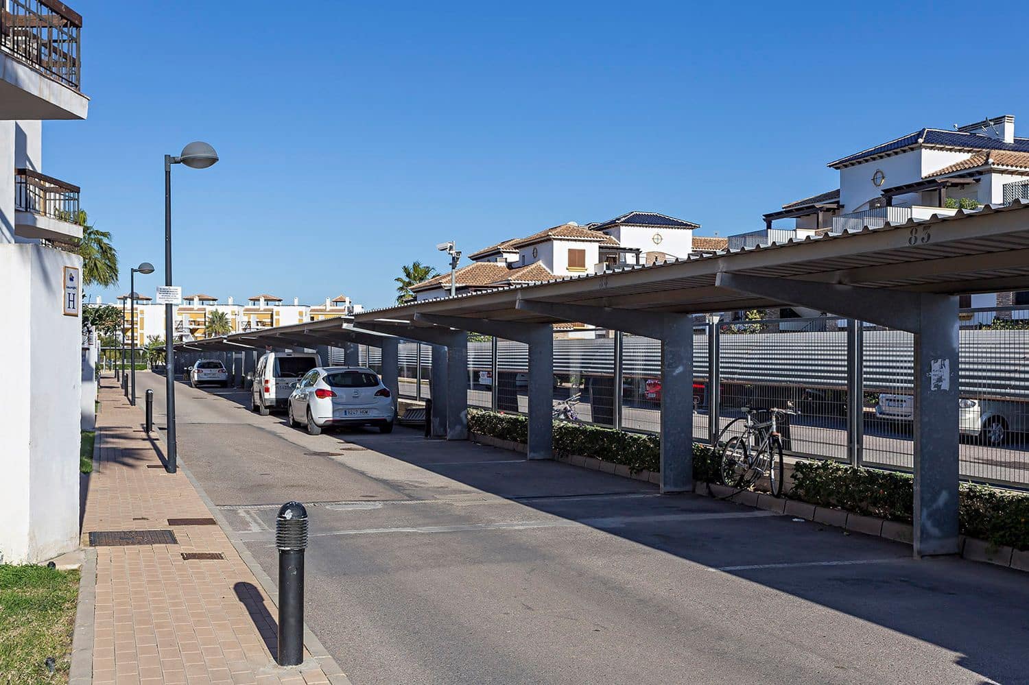 2 makuuhuone Huoneisto myytävänä paikassa Vera mukana uima-altaan 
autotalli - 167 000 € (Ref: 9378723)