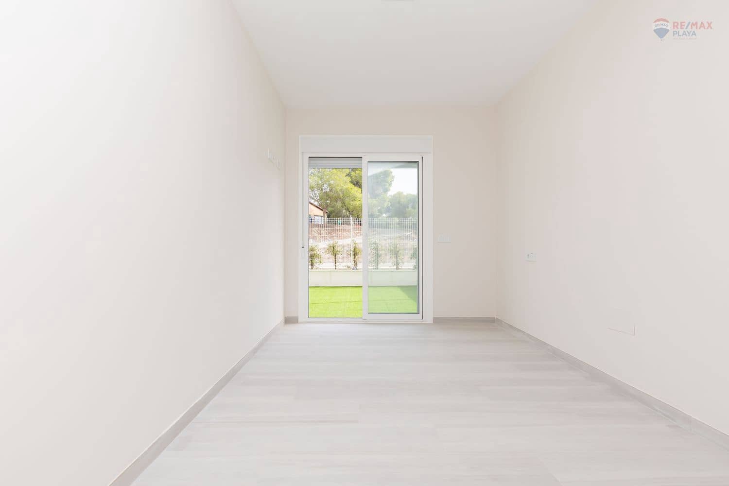 2 sypialnia Apartament na sprzedaż w Vera z basenem garażem - 277 900 € (Ref: 9395576)