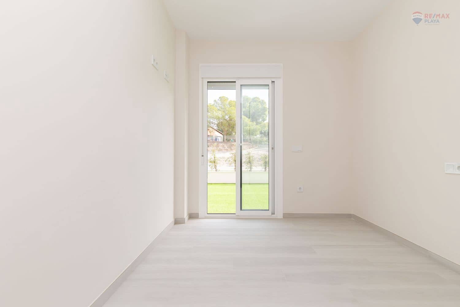 2 sypialnia Apartament na sprzedaż w Vera z basenem garażem - 277 900 € (Ref: 9395576)