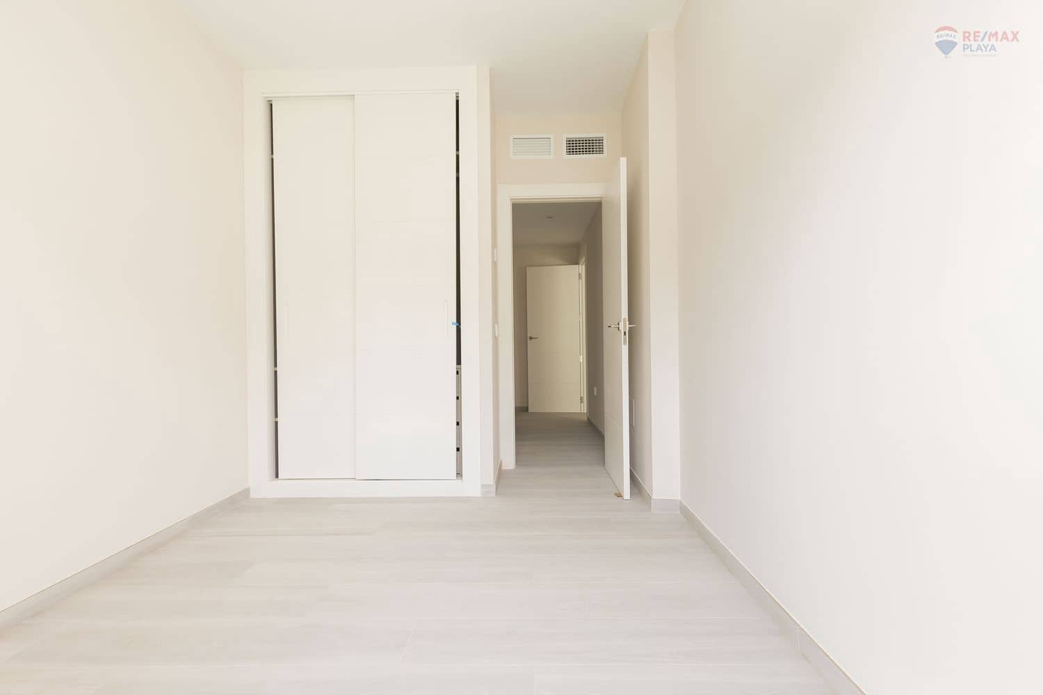 2 sypialnia Apartament na sprzedaż w Vera z basenem garażem - 277 900 € (Ref: 9395576)